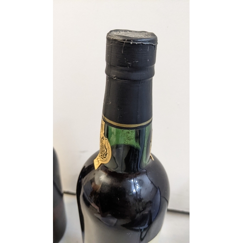 231 - A bottle of Haig’s Gold Label Blended Scotch Whisky, by John Haig & Co. Ltd., 70° proof, distilled a... 