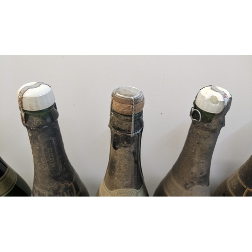232 - A group of fifteen bottles of G.F. Cavalier Brut Vin Mousseux, elaboré en France, 10% and 10.5% vol,... 