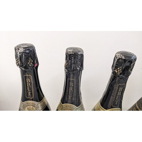 232 - A group of fifteen bottles of G.F. Cavalier Brut Vin Mousseux, elaboré en France, 10% and 10.5% vol,... 