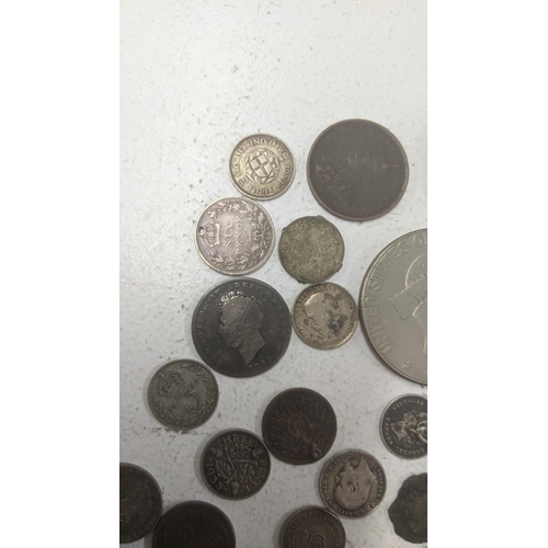 52 - Mixed coinage, Roman - Modern, a small quantity of Victorian and later silver coins, George IV shill... 