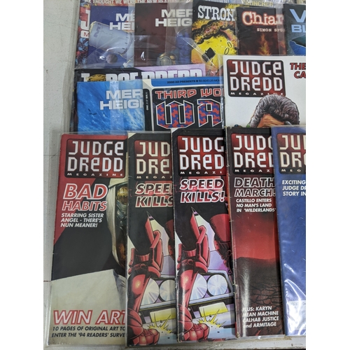 29 - ***THIS LOT HAS BEEN WITHDRAWN*** A large quantity of mainly 1990's 2000AD magazines mostly featurin... 