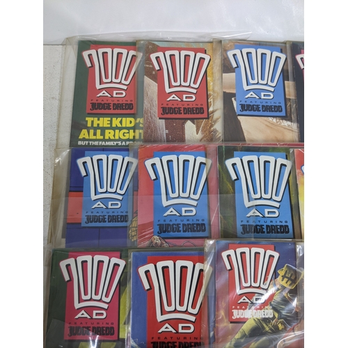 29 - ***THIS LOT HAS BEEN WITHDRAWN*** A large quantity of mainly 1990's 2000AD magazines mostly featurin... 