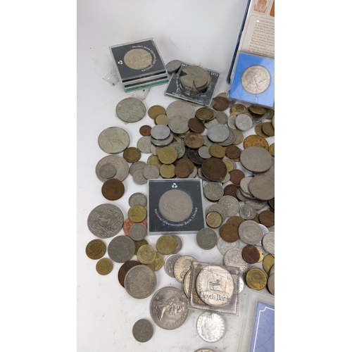 37 - Mixed World Coins - to include George IV, Victoria and later Halfcrowns, Shillings, Sixpence and Thr... 