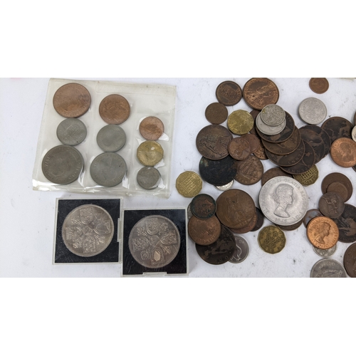 39 - Mixed World Coins - to include 1891 Crown, 1935 'Rocking Horse' Crown, Cartwheel Penny A/F,Ireland 1... 