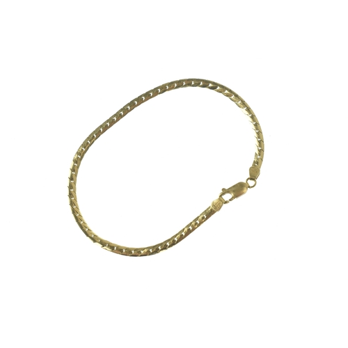 49 - An 18ct yellow gold flat link bracelet, with a lobster claw clasp, stamped Italy 750, 19cm, 6.8 gram... 