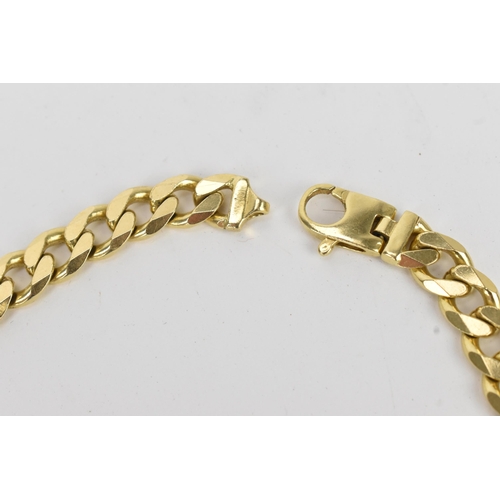 30A - An 18ct yellow gold curb link chain necklace, with lobster claw clasp, stamped 750, 60.5cm, 109.2 gr... 