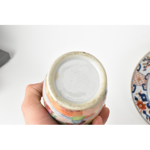 16 - A selection of 18th and 19th century Chinese porcelain, to include two 18th century Imari plates, tw... 