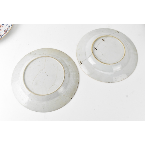 16 - A selection of 18th and 19th century Chinese porcelain, to include two 18th century Imari plates, tw... 