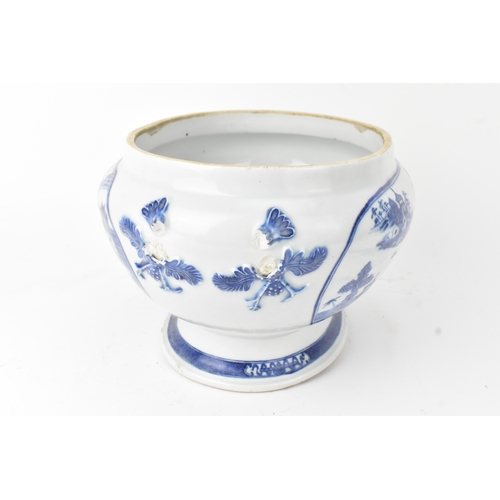 21 - A Chinese blue and white porcelain jardinière, Qing Dynasty, 19th century, of oval form with applied... 