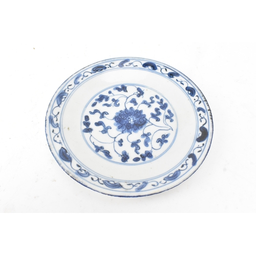 40 - A group of three Chinese blue and white porcelain dishes, Qing Dynasty, comprising: an octagonal exp... 