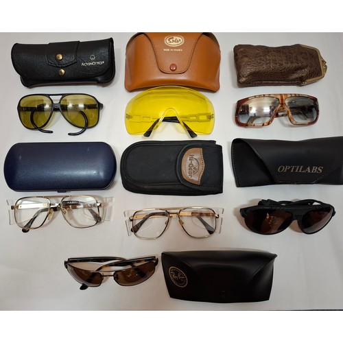 61 - Ray Bans- A pair of RB3445 brown metallic framed sunglasses with tortoiseshell effect temples and br... 