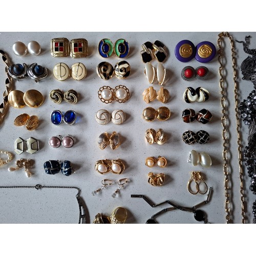 56 - Late 20th Century costume jewellery to include a Swedish Wege Tenn pewter necklace, 2 pairs of 1980'... 