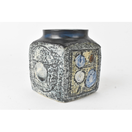 20 - A Troika pottery marmalade pot by Jane Fitzgerald, having geometric designs in relief and incised on... 