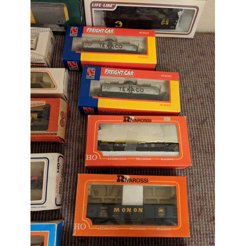 350 - Mostly boxed freight cars to include some tanker cars, carriages, rolling stock by Riva Rossi, Lione... 