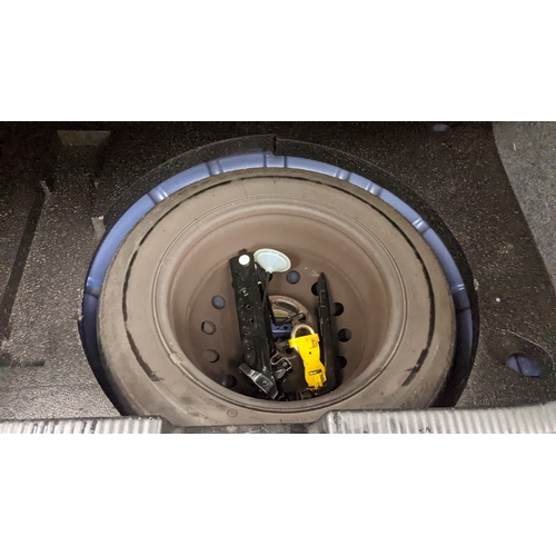 285 - A Ford Focus 1.6 petrol, V5 present, 2 former keepers, registration T369 GJH, mileage 69162
Location... 