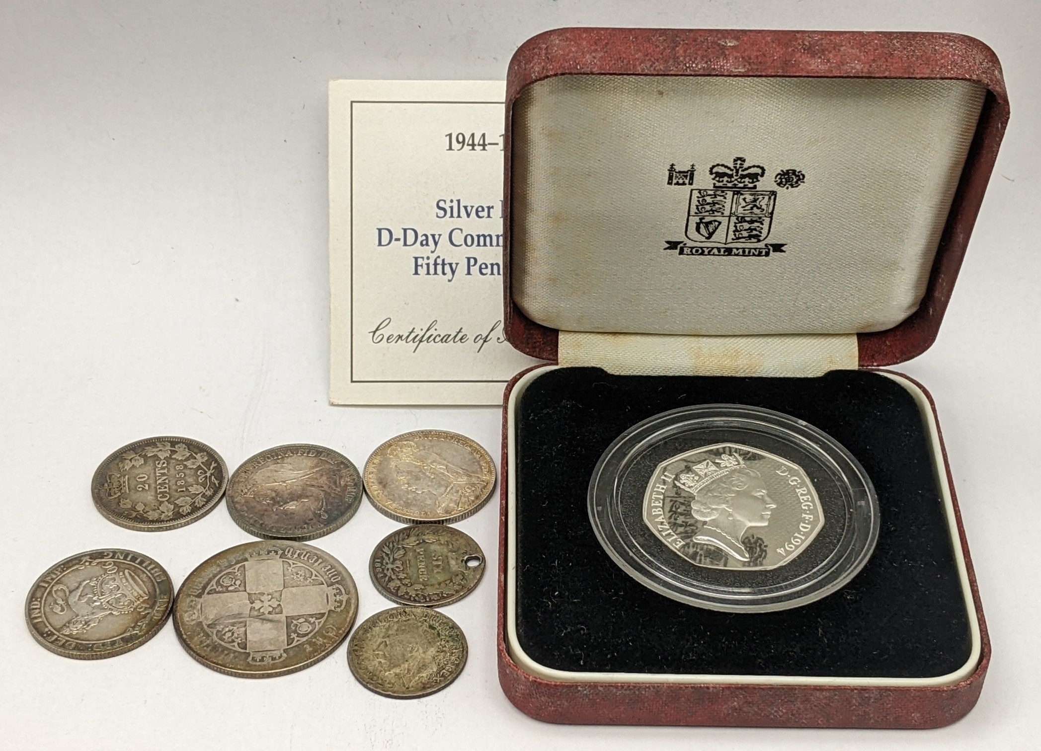 Mixed coins to include a silver proof D-Day commemorative 50p coin ...