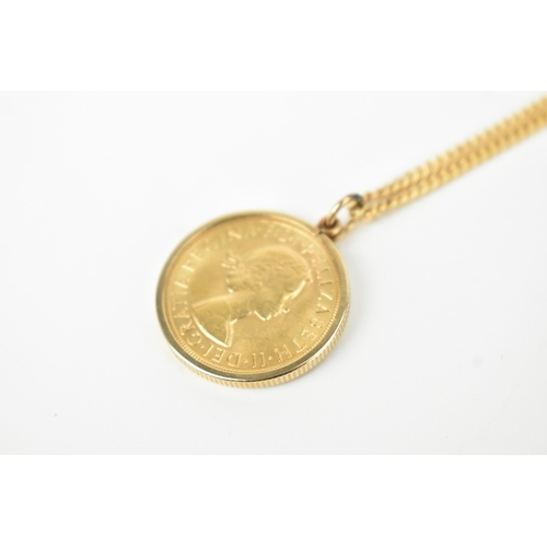 1 - United Kingdom - Elizabeth II (1952-2022), 1968 Gold Sovereign, mounted in a 9ct gold frame and with... 