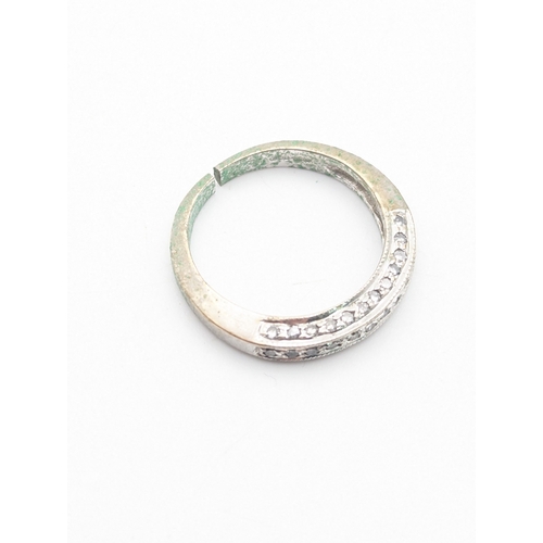 44 - A 9ct white gold and diamond ring A/F, weight 3.1g
Location:C1
If there is no condition report shown... 