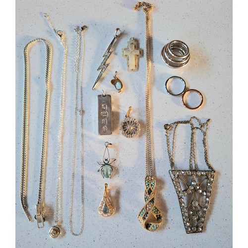 53 - A quantity of silver chains (min 41.5g). a Plenderleiths silver 2-tone necklace and matching bracele... 