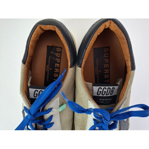 24 - Golden Goose- A pair of unworn gents Superstar skateboard sneakers, made in Italy, European size 41 ... 