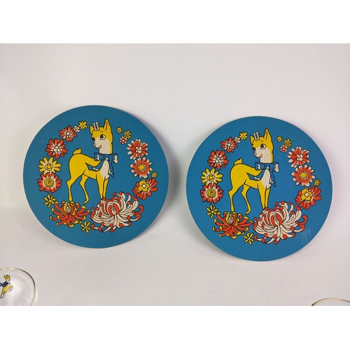 31 - Babycham collectibles to include a set of six glasses, with the emblems and a pair of card coasters
... 