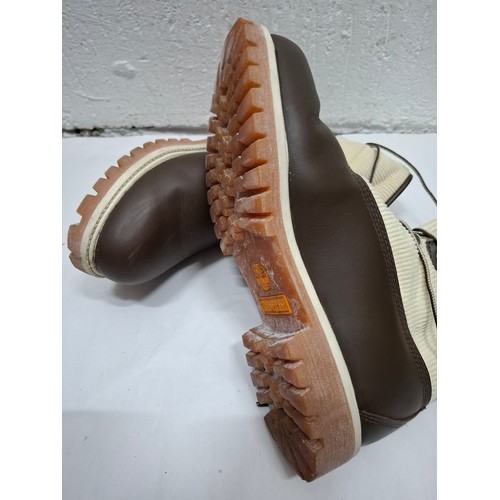 38 - Timberland-A pair of men's unworn brown and beige roll top ankle boots, size 7.5 together with origi... 