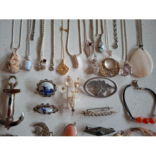 43 - Vintage costume jewellery, shoe buckles and bows, glove clips, scent bottles, silver items, Cowboy i... 