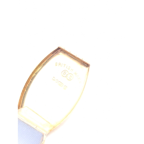 17 - A 9ct yellow gold picture locket with floral engraved decoration on a fine chain link necklace with ... 