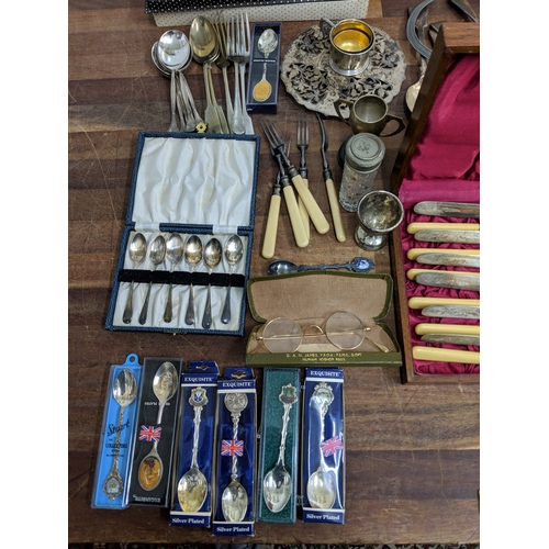 3 - Silver plate and EPNS items to include cake forks, cased set of spoons, assorted cutlery and other i... 