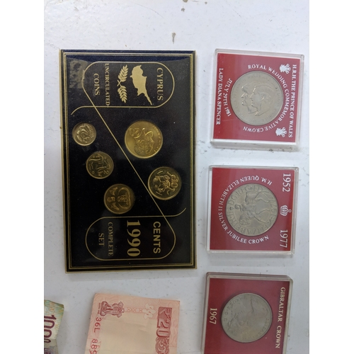 7 - Assorted coinage mostly from the UK but including some foreign coins and some commemorative examples... 