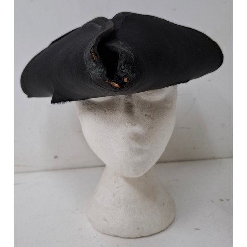 41 - A vintage Ede & Ravenscroft Judicial black Tricorn fabric hat A/F measures 13