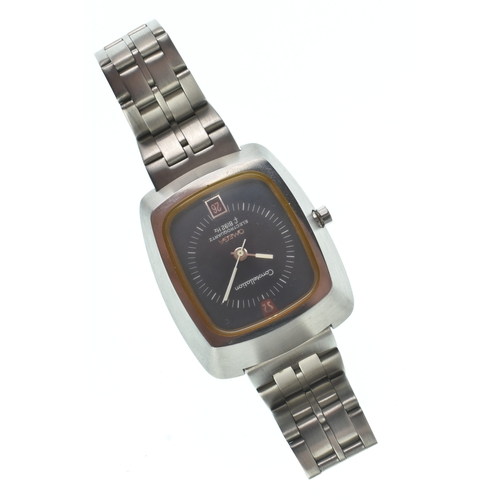 33 - A Omega Constellation Beta 21, Electroquartz f8192 Hz, gents stainless steel wristwatch, circa 1970s... 
