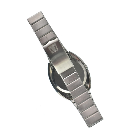 34 - A Omega Seamaster Mariner, quartz, gents stainless steel wristwatch, circa 1970s, having a blue dial... 