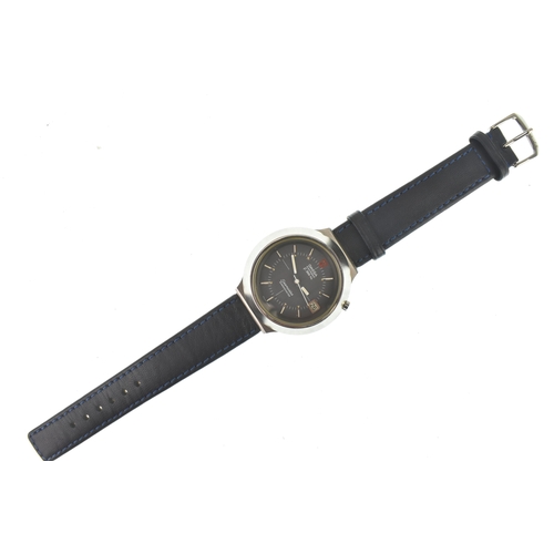 35 - A Omega Seamaster, Chronometer, Electronic f300 Hz, gents stainless steel wristwatch, circa 1970s, h... 