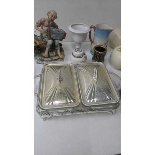 48 - Vintage homeware to include a Capodimonte figure of a tramp playing an accordion on a bench, a silve... 