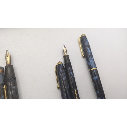 19 - Conway Stewart vintage writing equipment to include a boxed no 84 lever fill fountain pen with a 14c... 