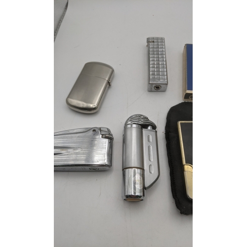 24 - Smoking related items to include a Sarmone Japanese cigarette lighter, a gold plated cigarette case ... 