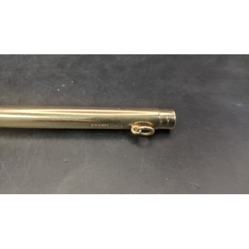8 - A 9ct gold cased vintage S Morgan & Co propelling pencil weighing a total of 17.7g
Location:C1
If th... 