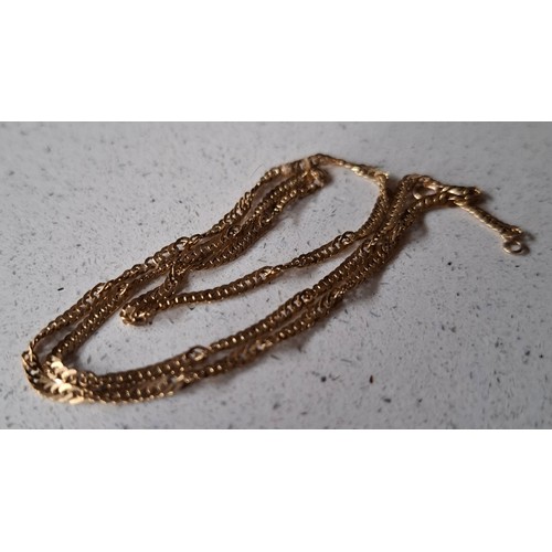 46 - A 9ct gold rope twist necklace, 2.8g. 
Location: CAB2
If there is no condition report, please reques... 
