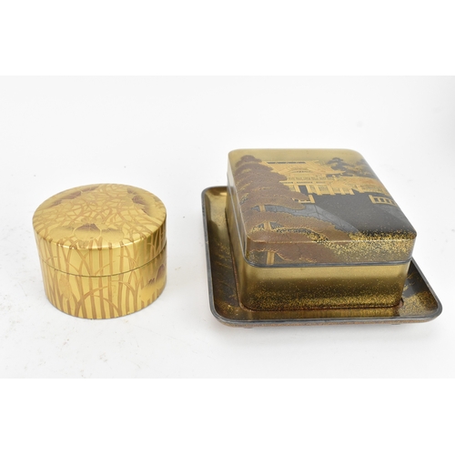 51 - A mixed group of Asian decorative items, comprising two Japanese lacquer boxes with gilt decoration,... 