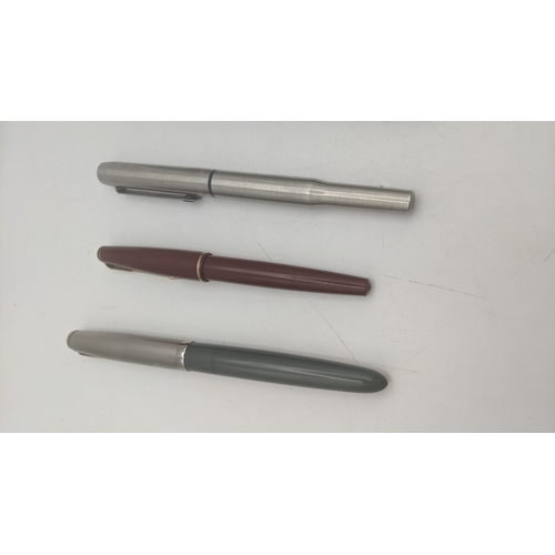 47 - Vintage writing instruments to include a Parkette deLuxe propelling pencil without lead, a pair of P... 
