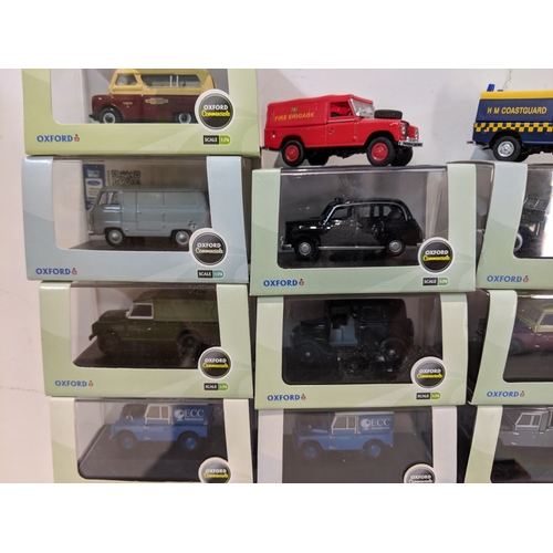 59 - A collection of Land Rovers and Oxford Commercials some boxed and some loose Location: 10-2
If there... 