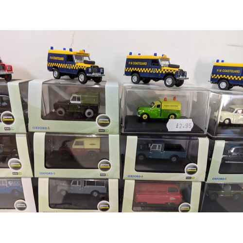 59 - A collection of Land Rovers and Oxford Commercials some boxed and some loose Location: 10-2
If there... 