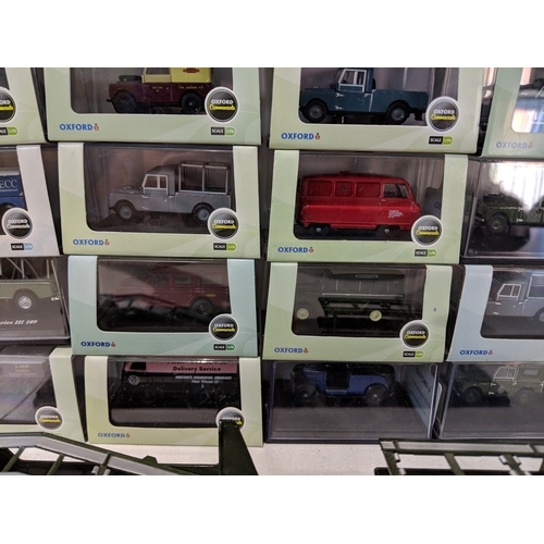 59 - A collection of Land Rovers and Oxford Commercials some boxed and some loose Location: 10-2
If there... 