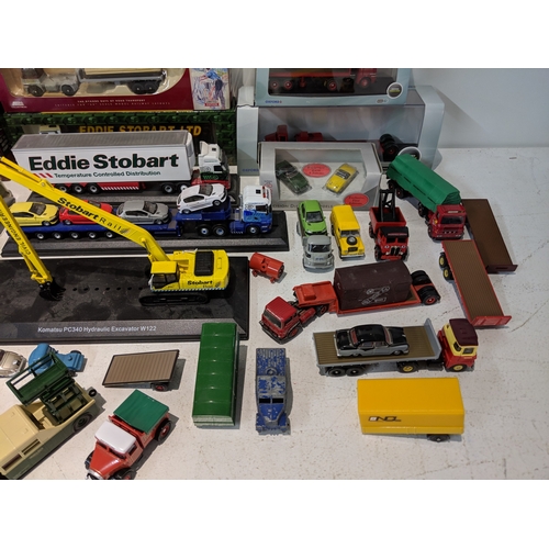 60 - A mixed lot of model vehicles to include commercial, Corgi Trackside, two Eddie Stobart vehicles and... 