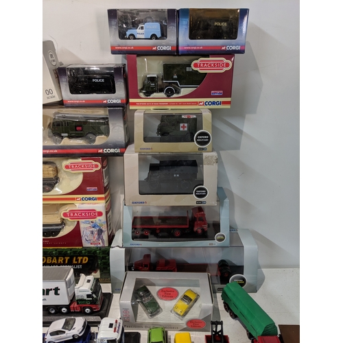 60 - A mixed lot of model vehicles to include commercial, Corgi Trackside, two Eddie Stobart vehicles and... 