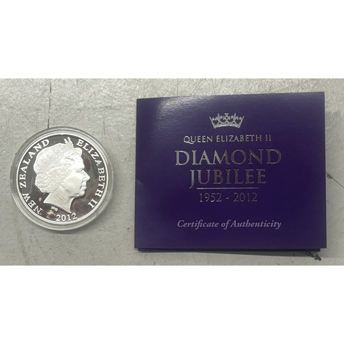 31 - A collection of commemorative New Zealand Silver coinage to include Olympics Moscow 2008 7 coin set,... 