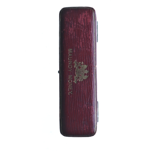 35 - United Kingdom - Victoria (1837-1901), 1871 4 coin Maundy Set in a red case.
Location: CAB 6