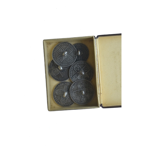 45 - United Kingdom - George II (1727-1760), a collection of 5 shillings and a sixpence converted to butt... 