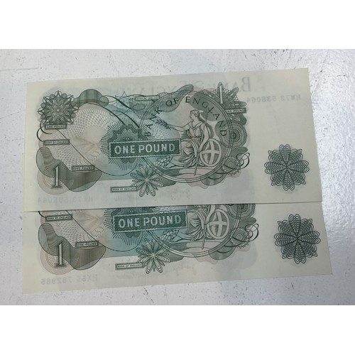 97 - A collection of Bank of England bank notes, to include two 1 pound notes, five one pound notes in se... 